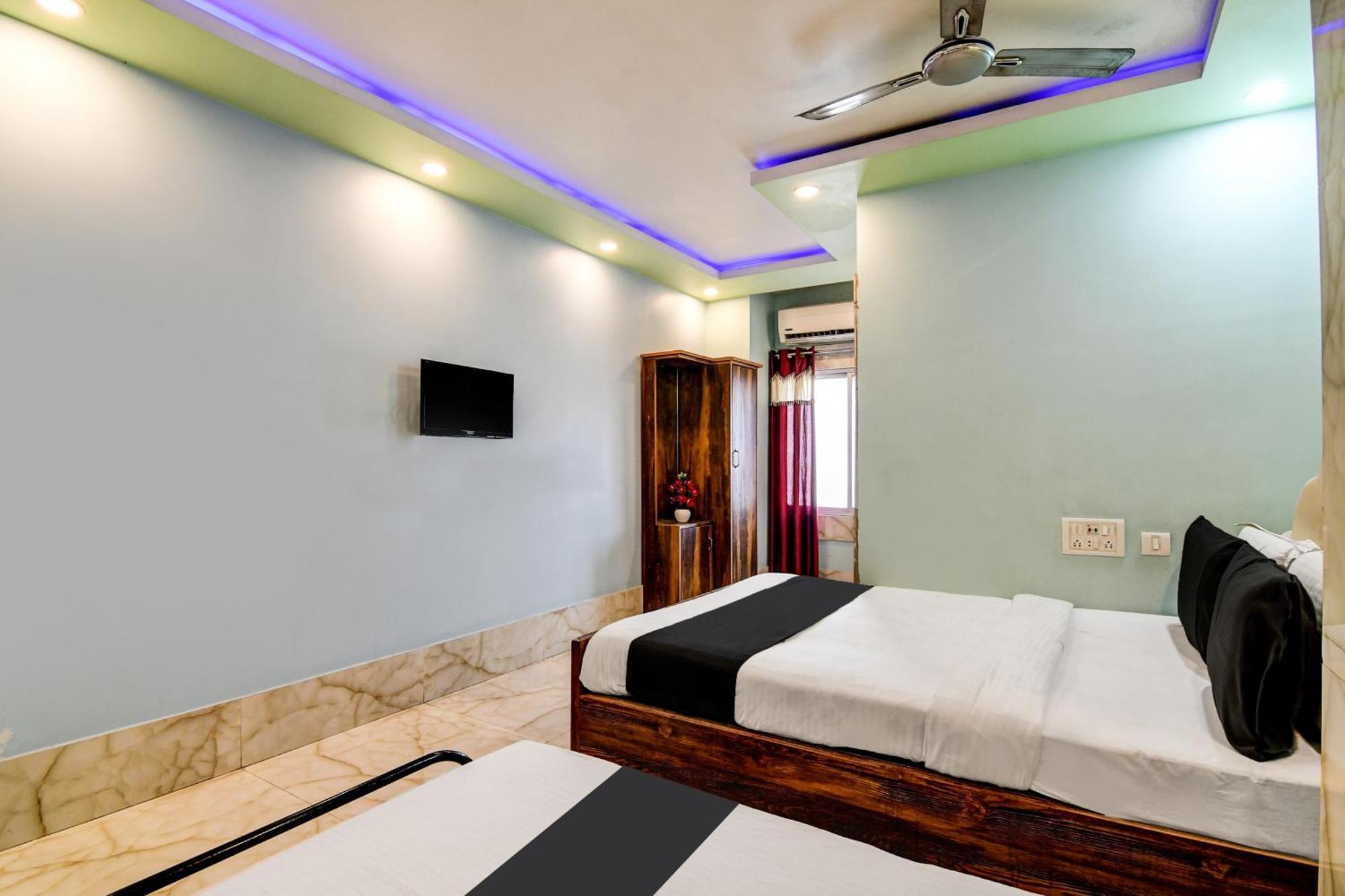 Super Collection O Raj Guest House Near Kolkata Airport Gauripur  Exteriör bild