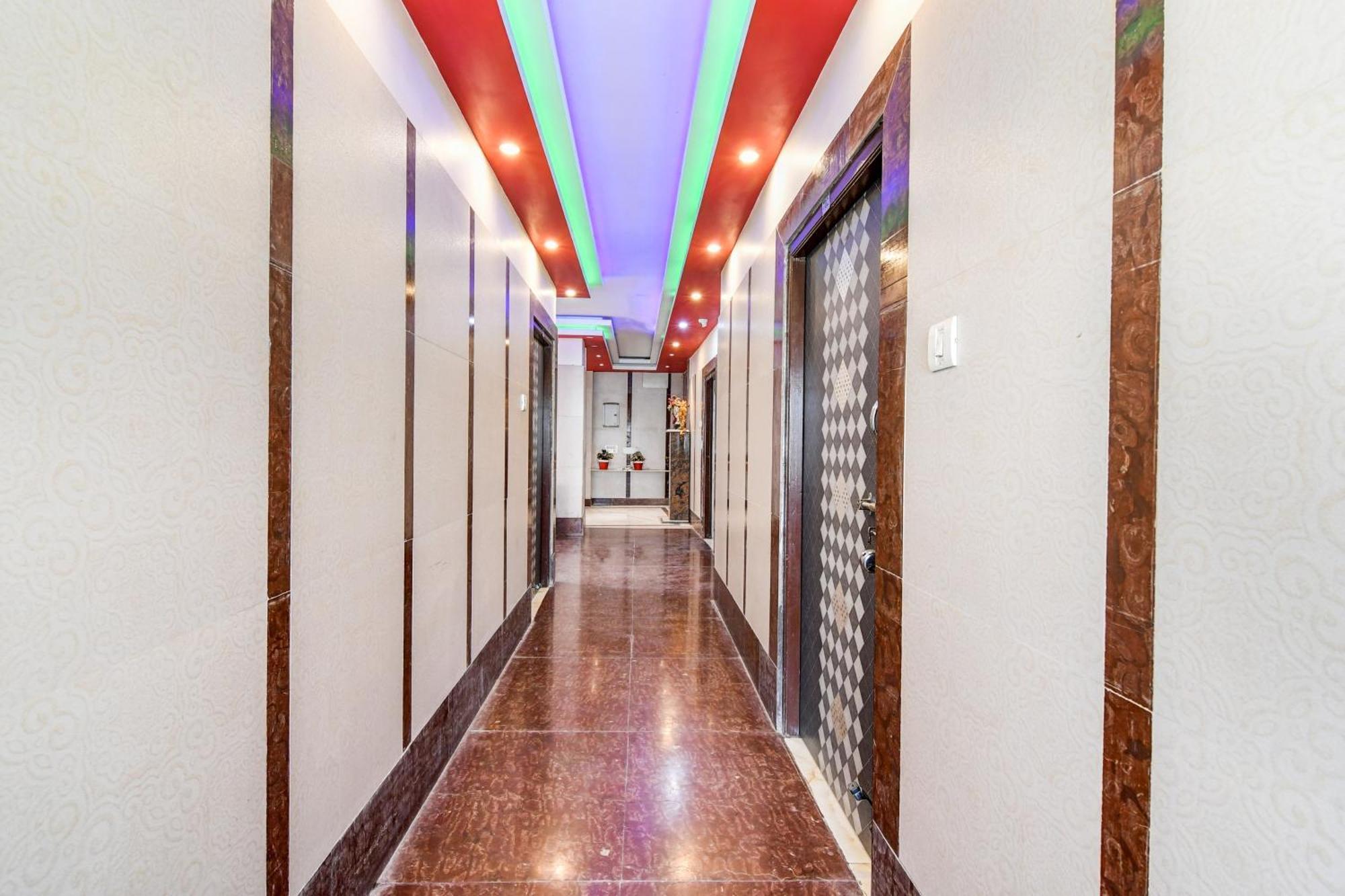 Super Collection O Raj Guest House Near Kolkata Airport Gauripur  Exteriör bild