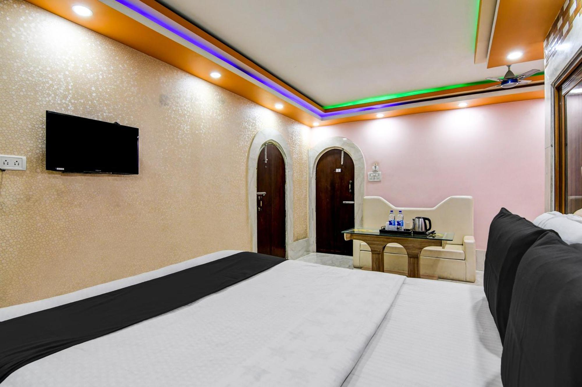 Super Collection O Raj Guest House Near Kolkata Airport Gauripur  Exteriör bild