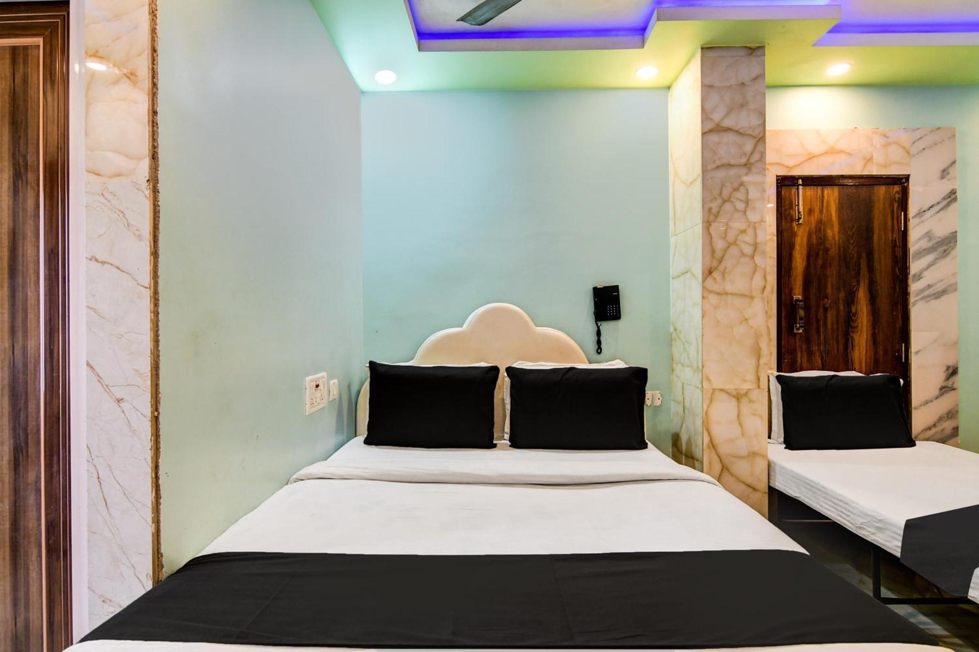 Super Collection O Raj Guest House Near Kolkata Airport Gauripur  Exteriör bild
